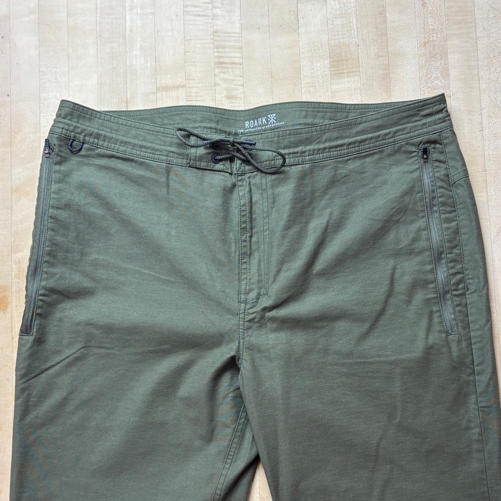 Roark Men’s Layover‎ Pro Traveler Pants Military Green Size 38
